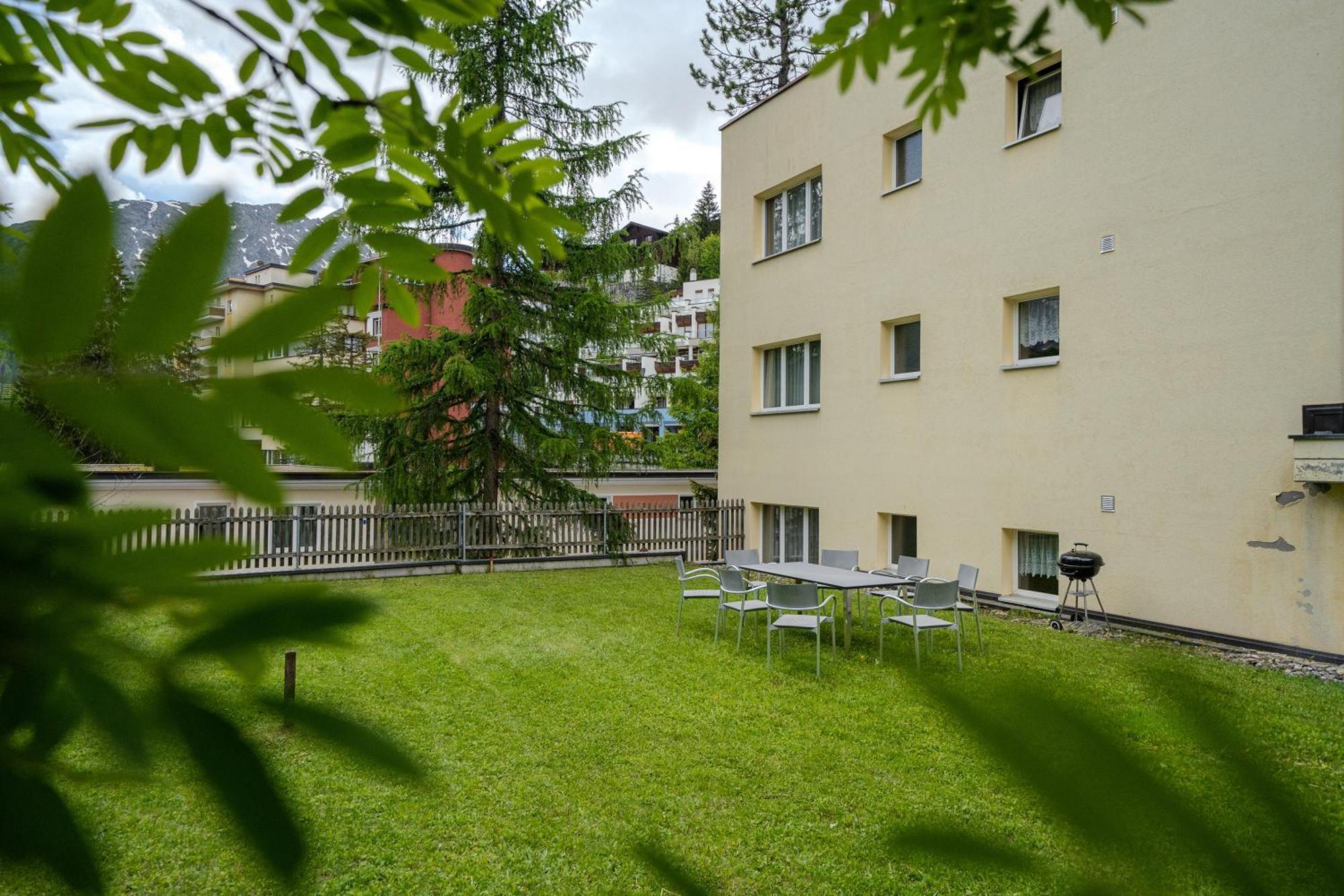 Haus Padrun 6 By Arosa Vacations Apartment Bagian luar foto