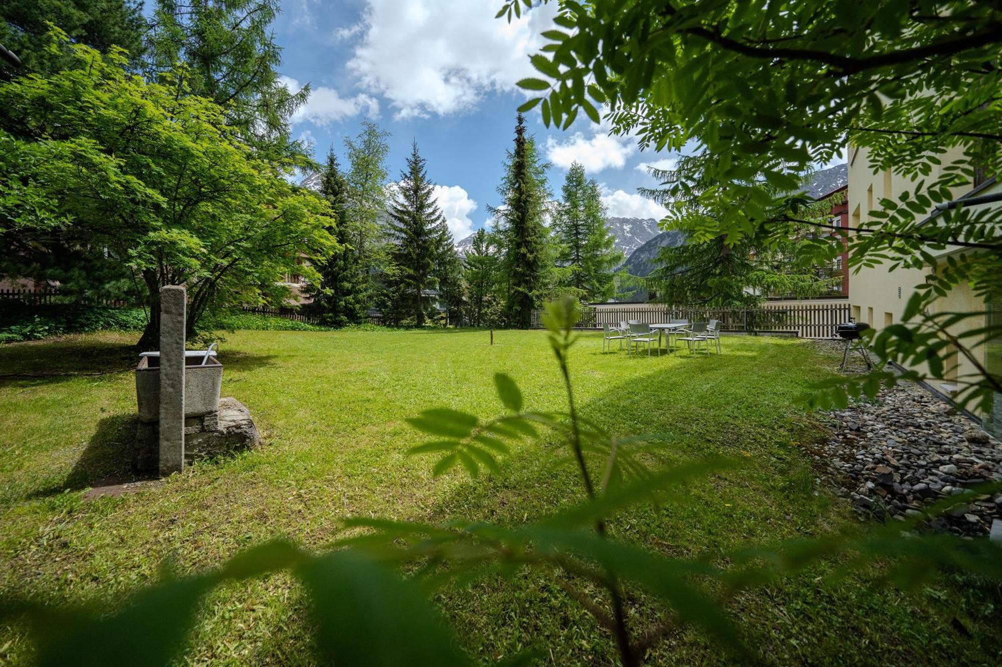 Haus Padrun 6 By Arosa Vacations Apartment Bagian luar foto